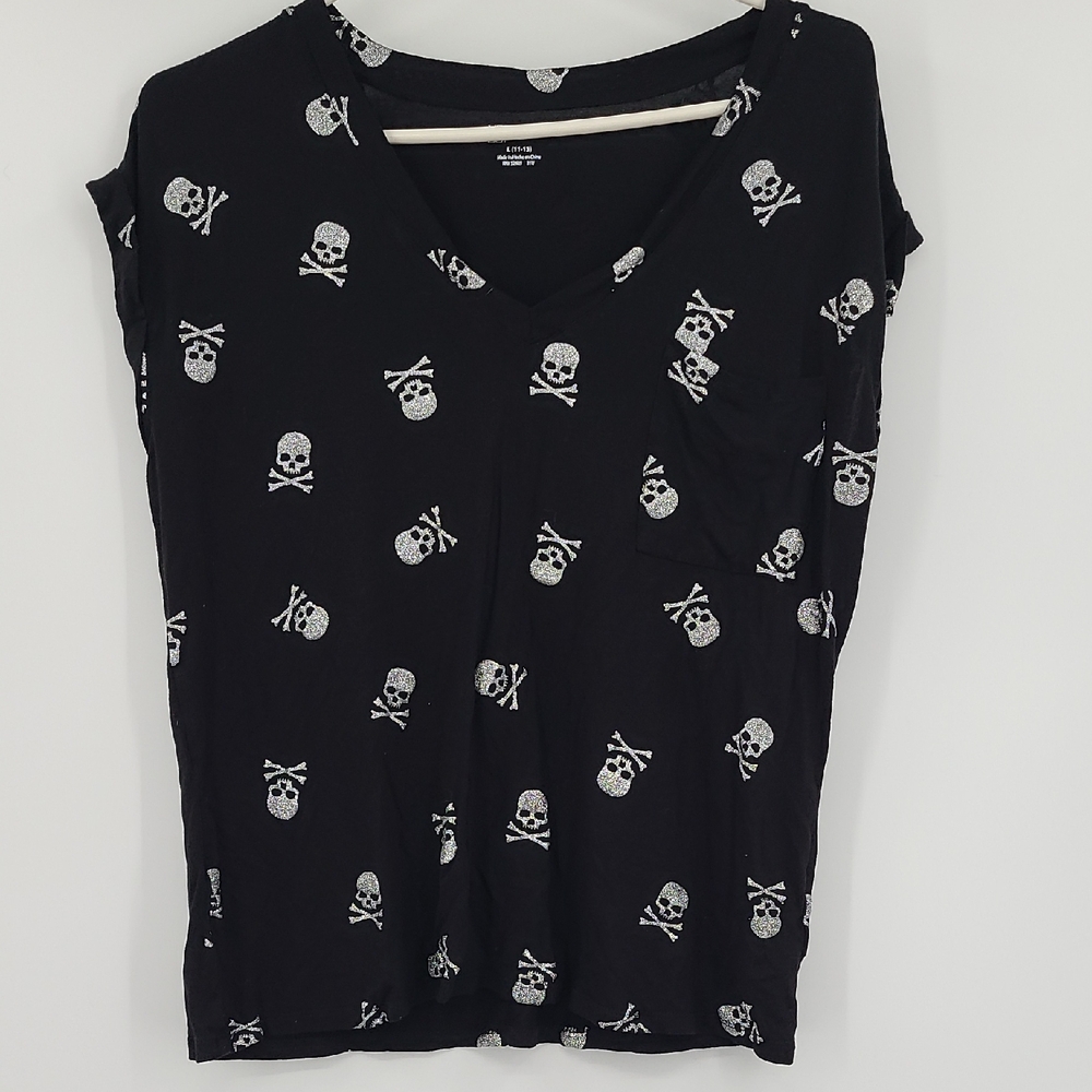 No Boundaries Black Graphic Sleeveless Rounded Neck Top